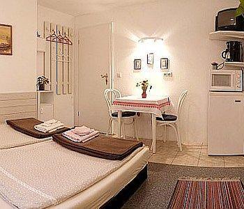 Lakeside Bed And Breakfast Berlin - Pension Am See فالكنزيه المظهر الخارجي الصورة